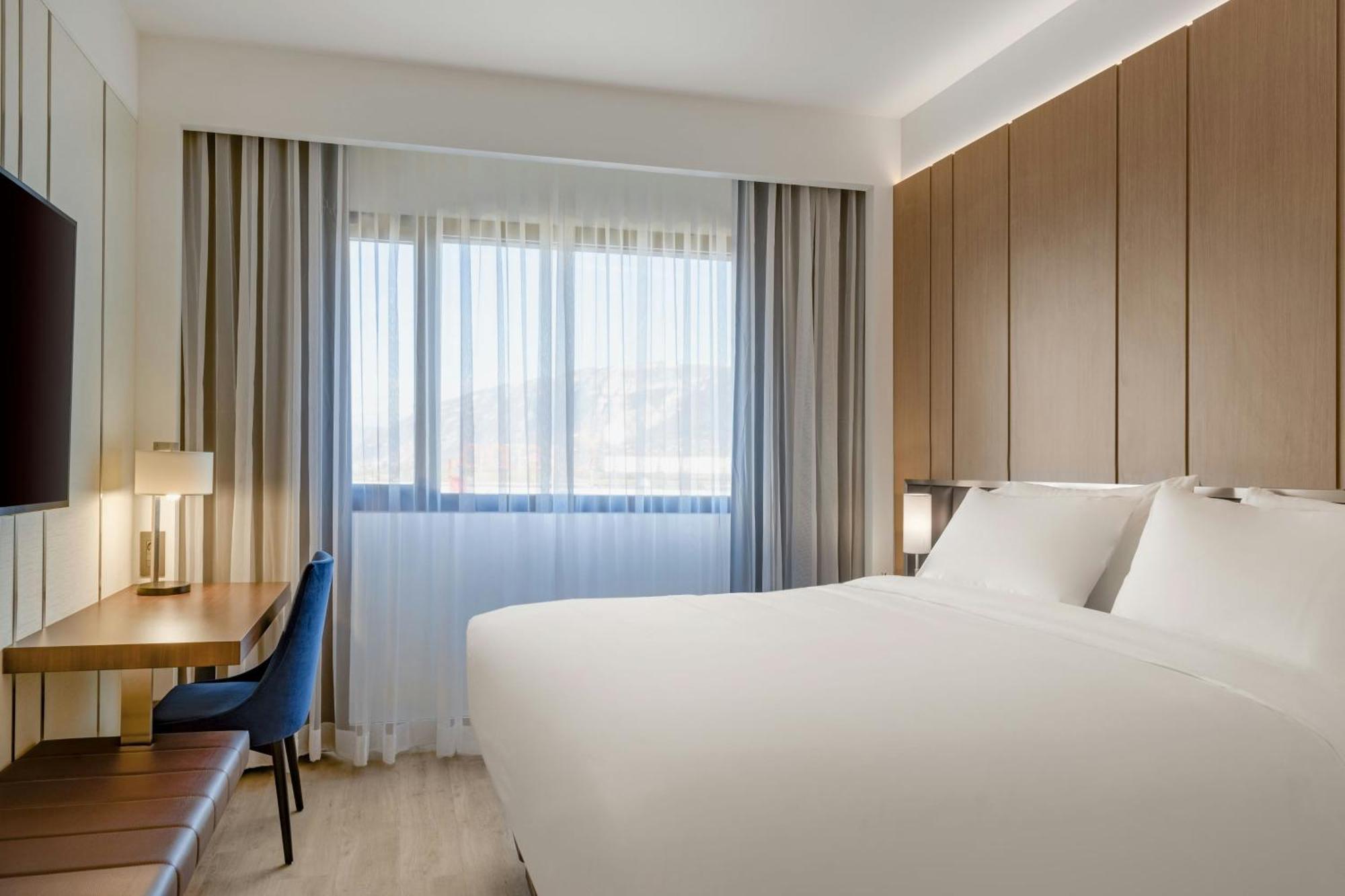 Ac Hotel By Marriott סן-ז'וליאן-אן-ג'נבואה מראה חיצוני תמונה